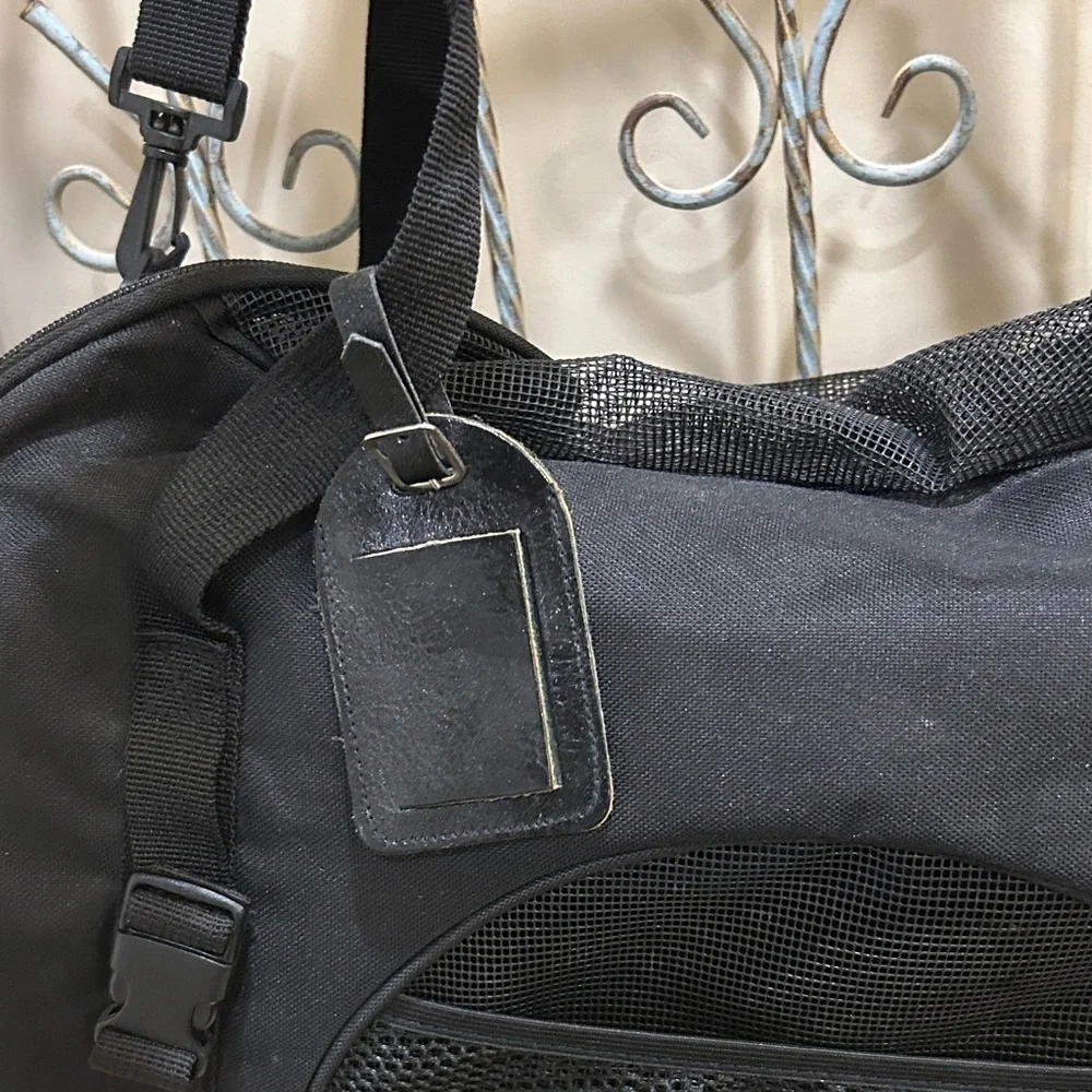 PETTOM Soft-Sided Pet Carrier